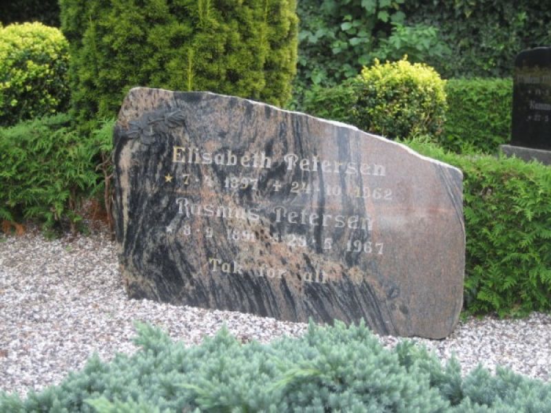 Elisabeth Petersen .jpg